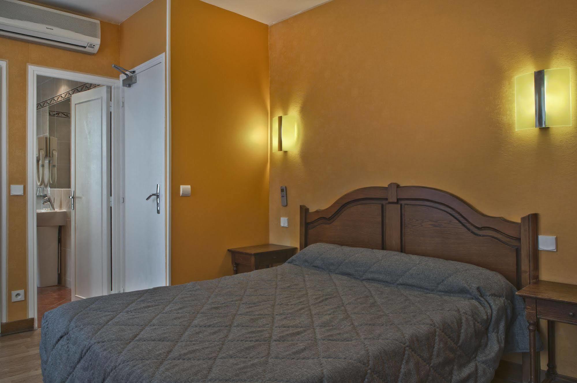 Hotel Du Commerce Париж Екстер'єр фото